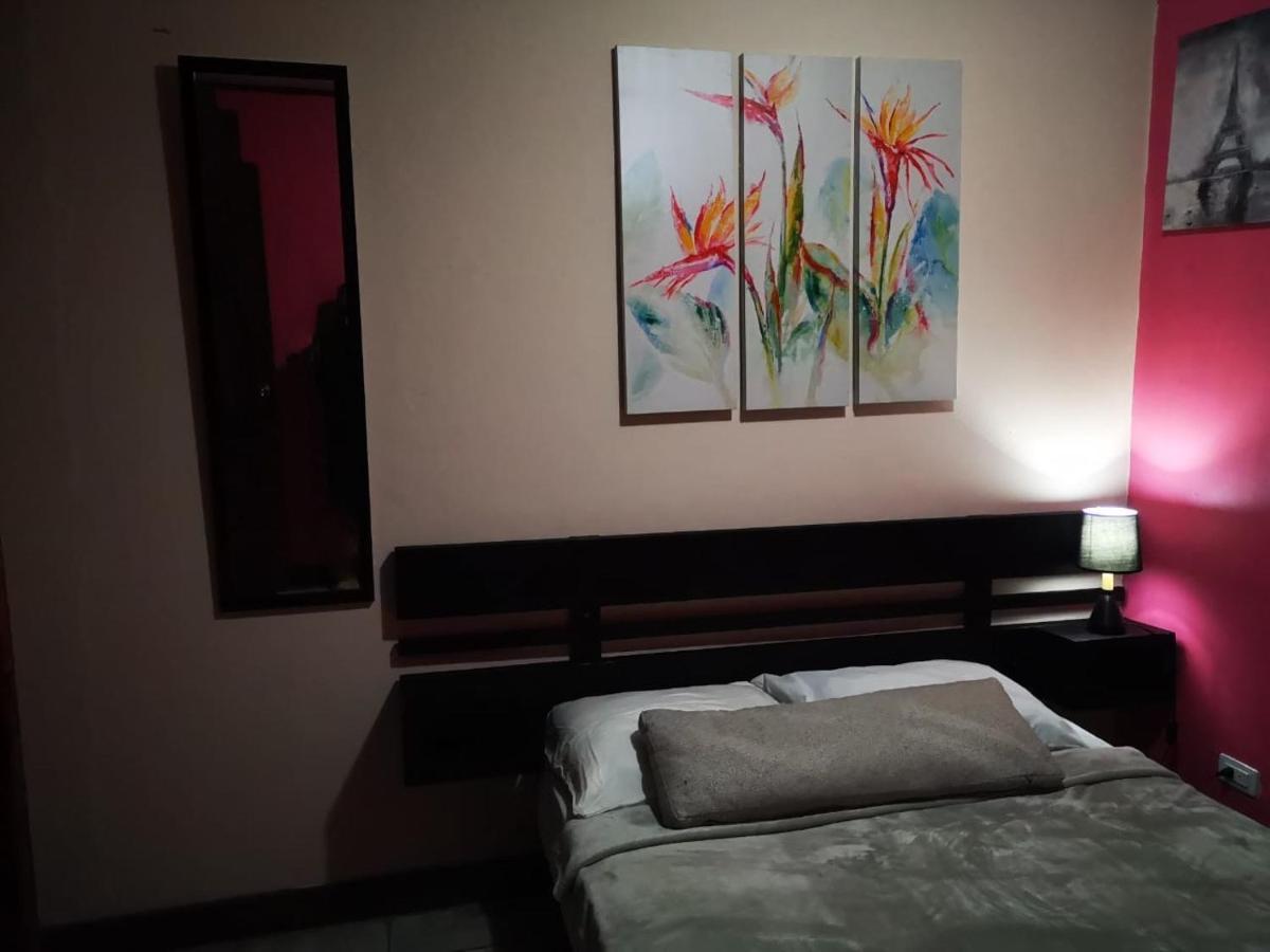 Airport Traveler'S Home Alajuela Exterior foto