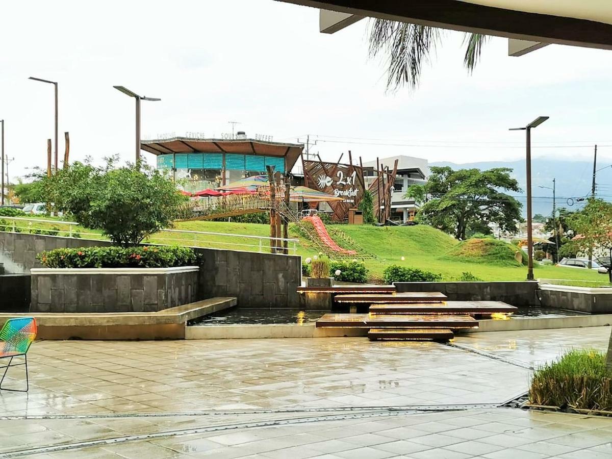 Airport Traveler'S Home Alajuela Exterior foto