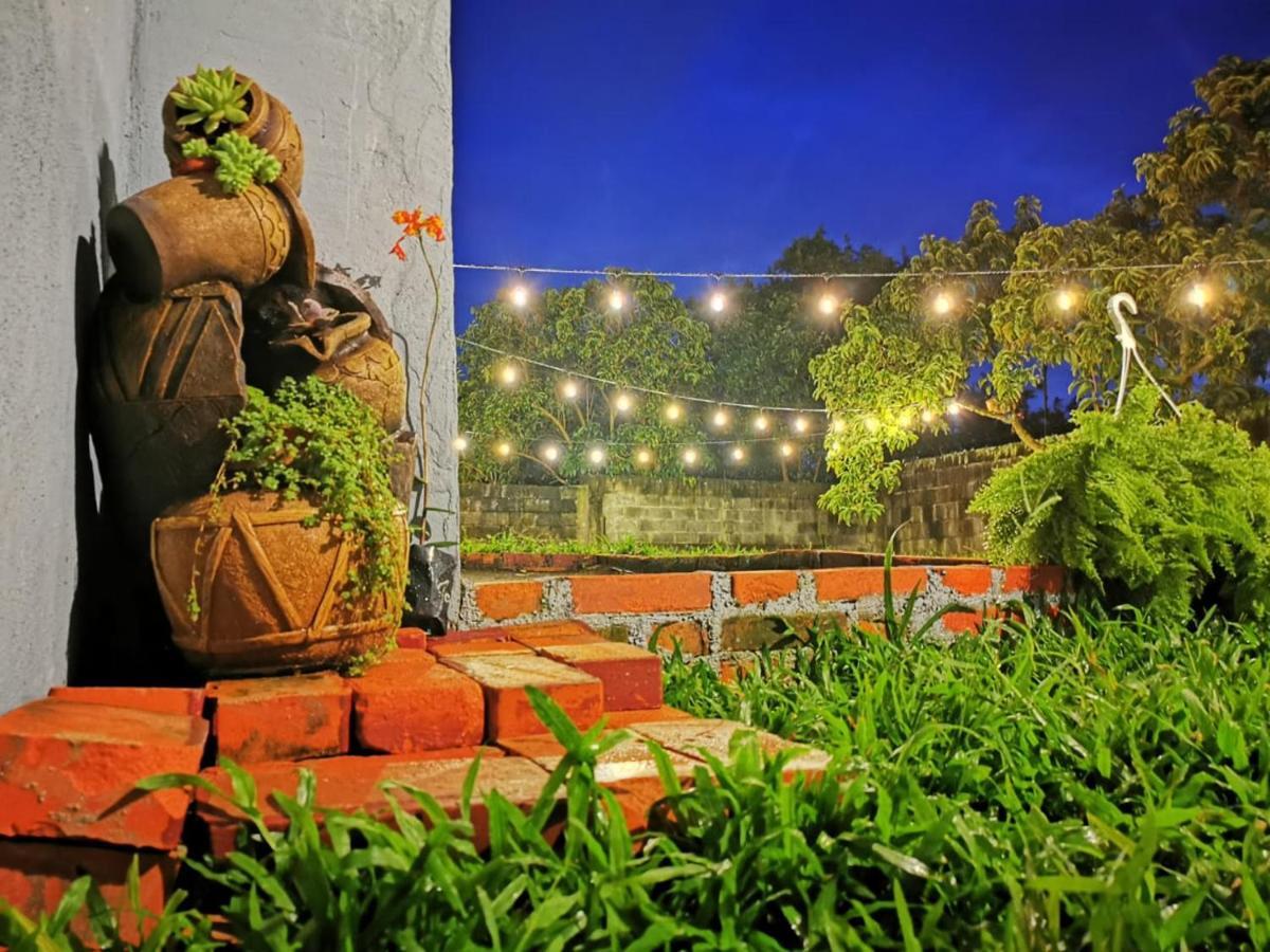 Airport Traveler'S Home Alajuela Exterior foto
